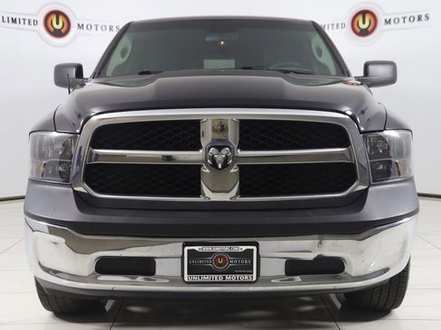 Used 2018 RAM 1500 Classic SLT image 45