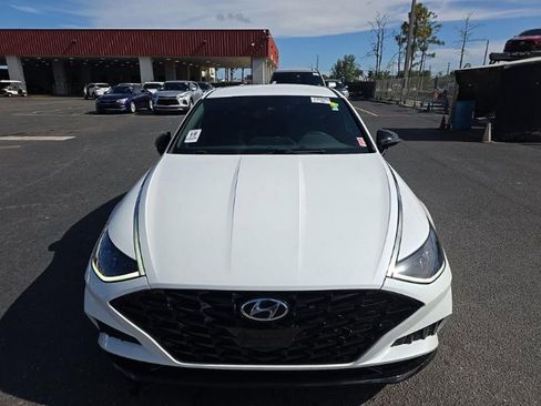 Used 2021 Hyundai Sonata SEL Plus FWD image 2