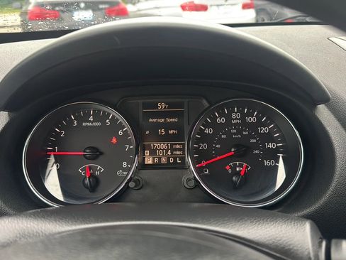 Used 2012 Nissan Rogue S w/ Special Edition Pkg FWD image 8