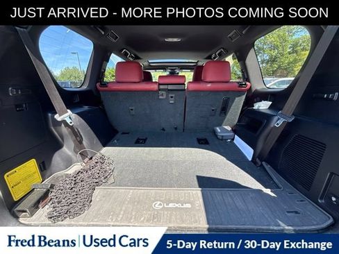 Used 2023 Lexus GX 460 Premium w/ Premium Package AWD/4WD image 12