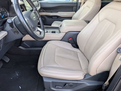 Used 2024 Ford Expedition Max Limited image 27