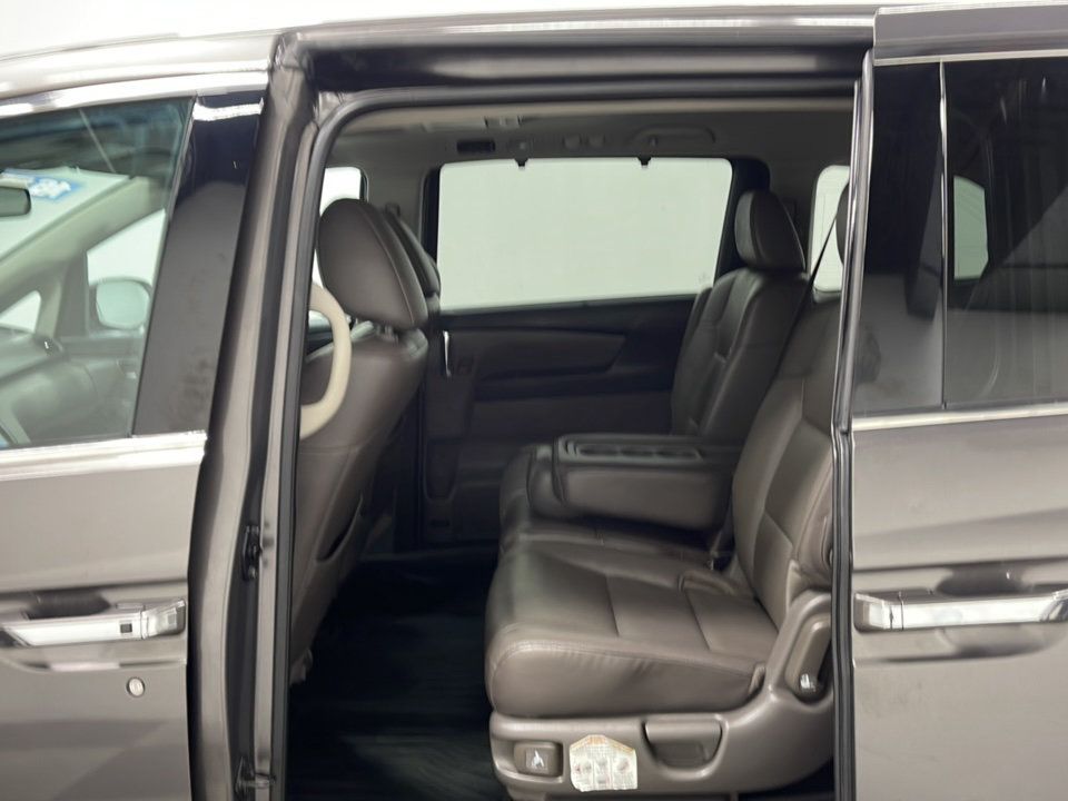 Used 2016 Honda Odyssey Touring image 15