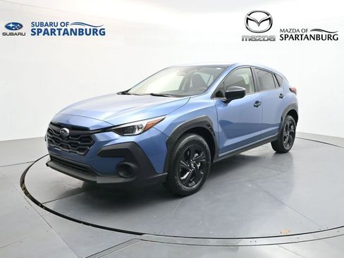 Used 2024 Subaru Crosstrek 2.0i AWD/4WD image 3