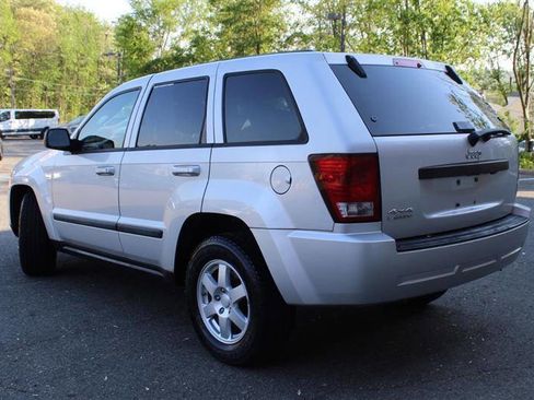 Used 2008 Jeep Grand Cherokee Laredo AWD/4WD image 3