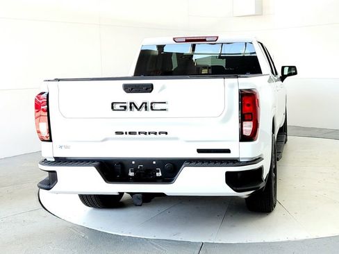 Used 2025 GMC Sierra 1500 Elevation AWD/4WD image 5