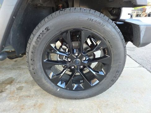 Used 2015 Jeep Wrangler Unlimited Sport w/ Dual Top Group AWD/4WD image 61