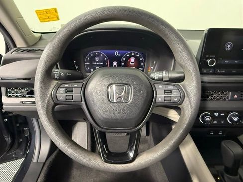 Used 2024 Honda Accord LX image 17