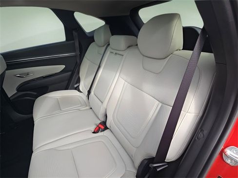 Used 2023 Hyundai Tucson Limited image 25