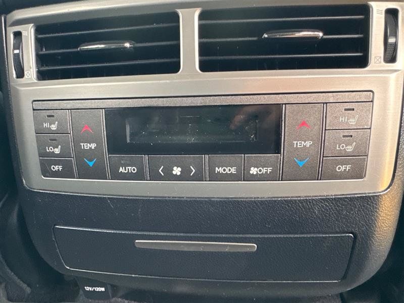 Used 2014 Lexus LX 570 4WD w/ Luxury Package image 33