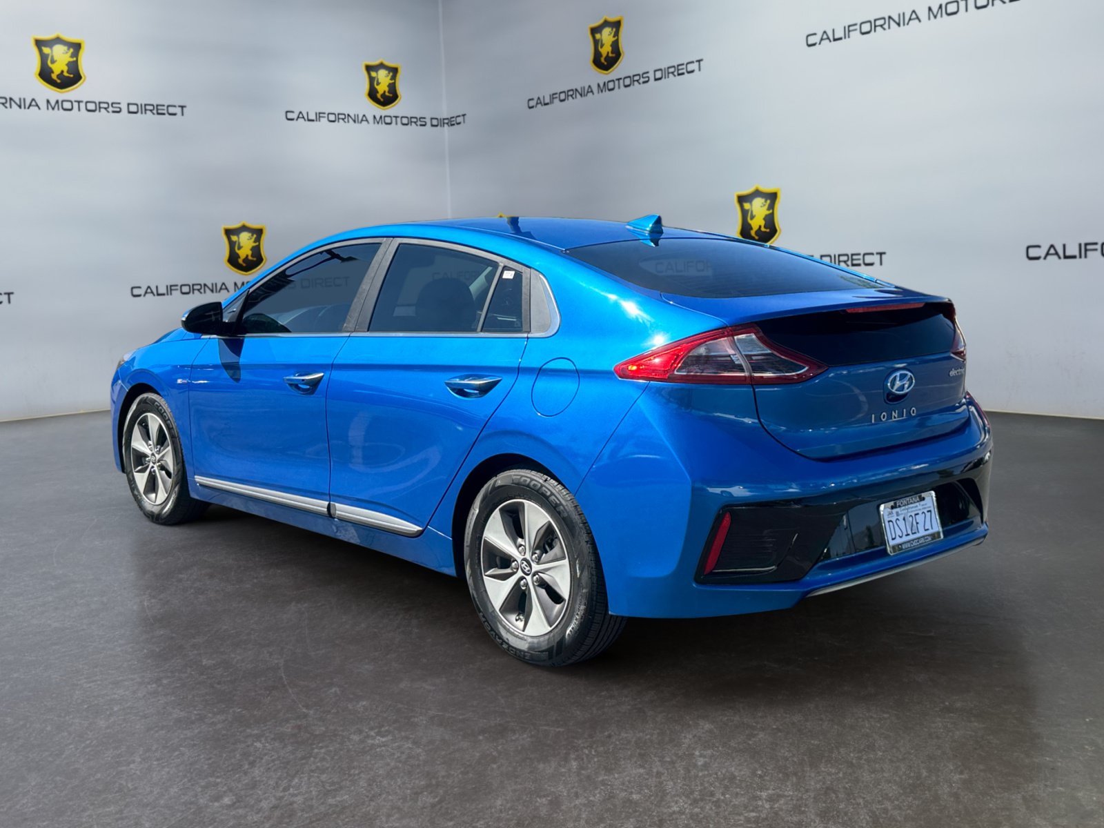 Used 2017 Hyundai Ioniq Limited w/ Limited Ultimate Package 02 FWD image 3