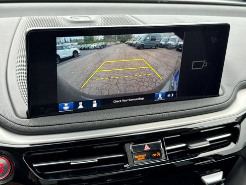 New 2026 Acura MDX SH-AWD image 19