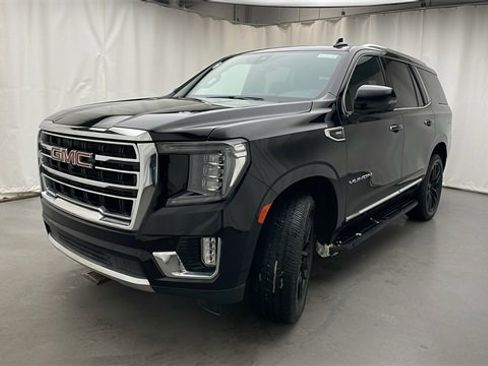 Certified 2022 GMC Yukon SLT w/ SLT Luxury Package image 42