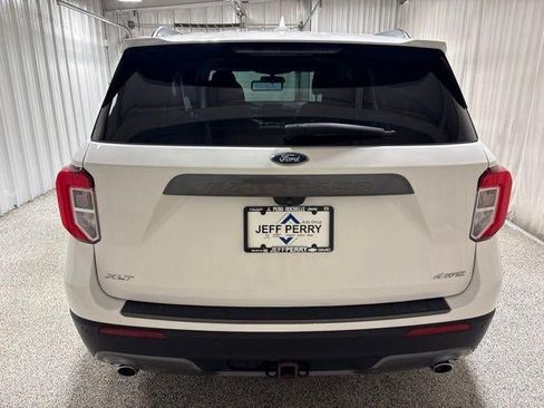 Used 2022 Ford Explorer XLT w/ Equipment Group 202A AWD/4WD image 5