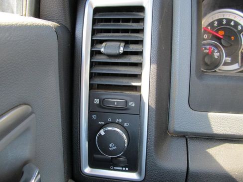 Used 2018 RAM 5500 SLT w/ Quick Order Package 29G SLT image 44