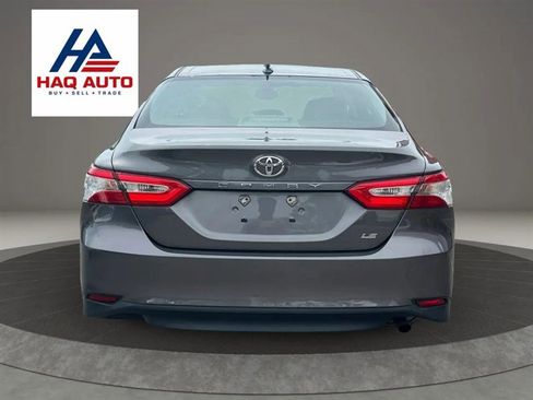 Used 2019 Toyota Camry LE w/ Convenience Package FWD image 6