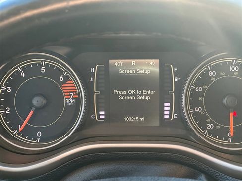 Used 2016 Jeep Cherokee Latitude w/ Cold Weather Group image 24