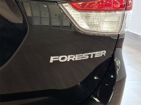 Certified 2023 Subaru Forester Premium image 30