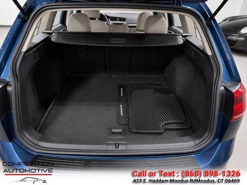Used 2017 Volkswagen Golf S FWD image 12