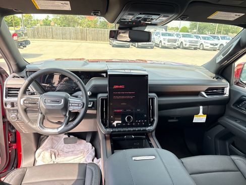 New 2026 GMC Yukon Denali AWD/4WD image 25