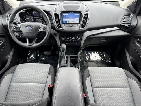 Used 2019 Ford Escape SE image 12
