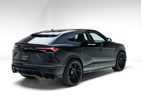 Used 2019 Lamborghini Urus AWD/4WD image 25