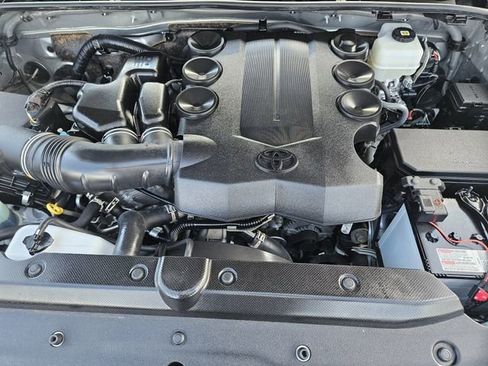 Used 2024 Toyota 4Runner SR5 Premium image 31