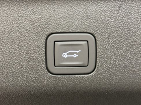 New 2026 Chevrolet Tahoe High Country image 37