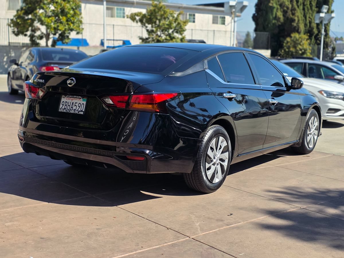 Used 2022 Nissan Altima 2.5 S FWD image 12