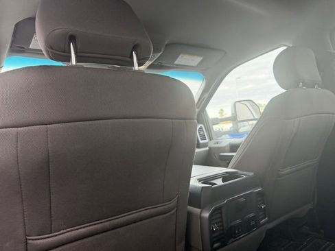 Used 2019 Ford F350 XLT w/ XLT Premium Package image 11