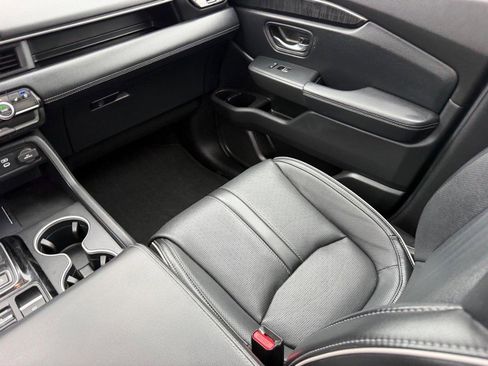 Used 2024 Honda Pilot Elite image 21
