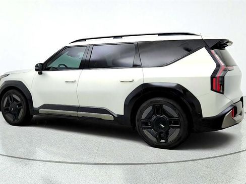 Used 2024 Kia EV9 GT-Line AWD/4WD image 7