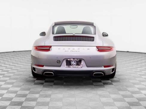 Used 2017 Porsche 911 Carrera image 10