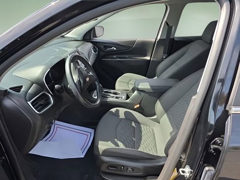 Used 2021 Chevrolet Equinox LT image 12