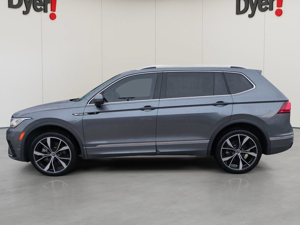Used 2022 Volkswagen Tiguan SEL R-Line AWD/4WD image 6
