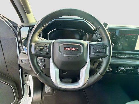 Used 2024 GMC Sierra 1500 SLT AWD/4WD image 36