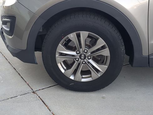 Used 2015 Hyundai Santa Fe Sport image 13