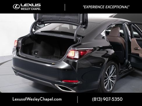 Certified 2024 Lexus ES 350 w/ Premium Package FWD image 13