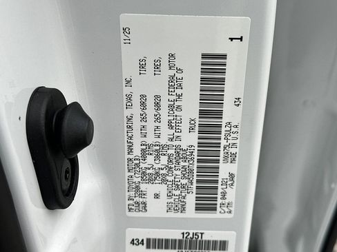 New 2026 Toyota Tundra Limited image 34