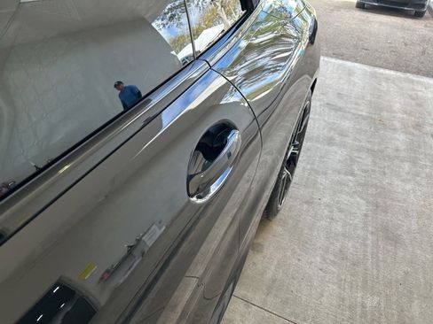 Used 2020 BMW M8 Convertible image 18