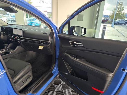Used 2026 Kia Sportage SX image 67