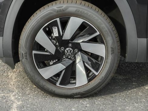 New 2025 Volkswagen Atlas Cross Sport SEL AWD/4WD image 22