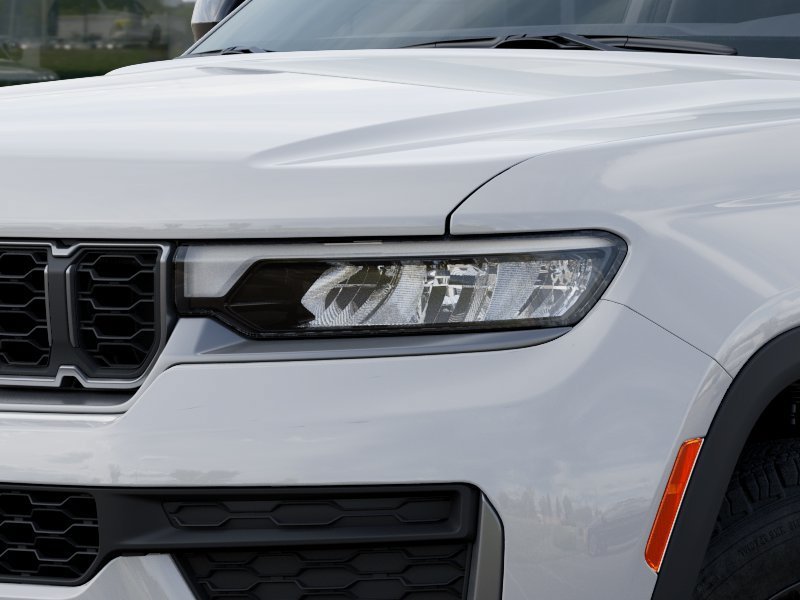 New 2026 Jeep Grand Cherokee Altitude AWD/4WD image 29