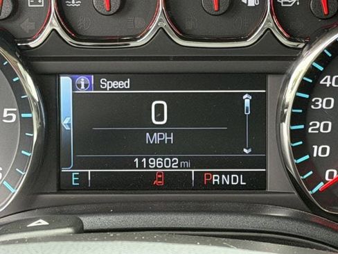 Used 2018 Chevrolet Silverado 1500 LT w/ Texas Edition RWD image 16