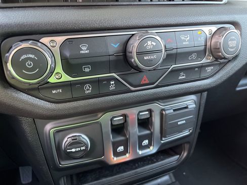 New 2026 Jeep Wrangler Sport image 32