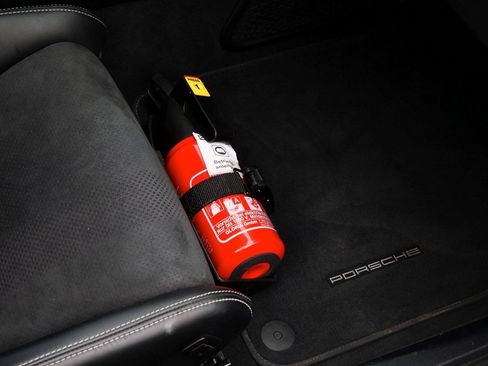 Used 2019 Porsche 911 GT3 RS image 22