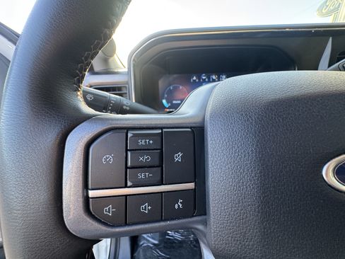 Used 2026 Ford F250 Lariat AWD/4WD image 10