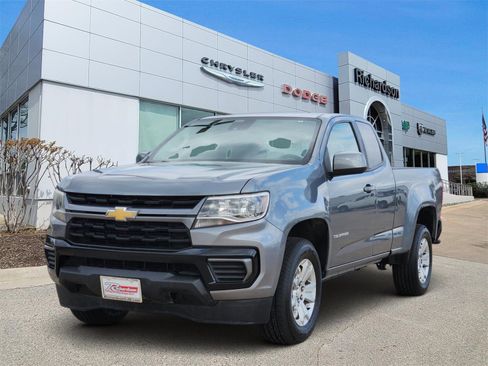 Used 2022 Chevrolet Colorado LT w/ Fleet Safety Package image 2