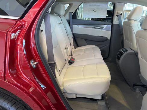 New 2026 Cadillac XT5 Premium Luxury w/ Driver Assist Package image 17