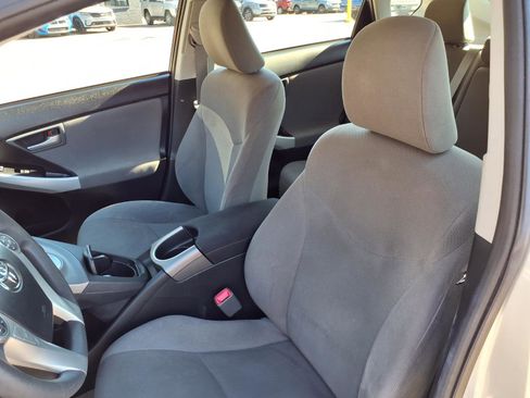 Used 2013 Toyota Prius Three image 12