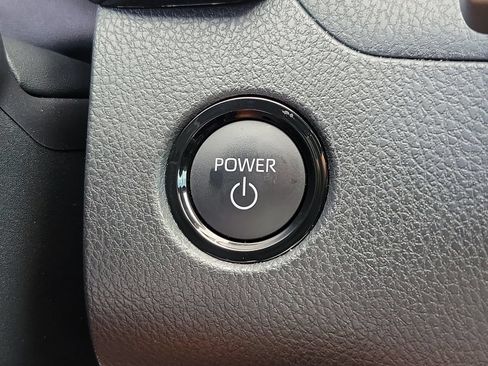 Used 2026 Toyota Camry SE FWD image 31